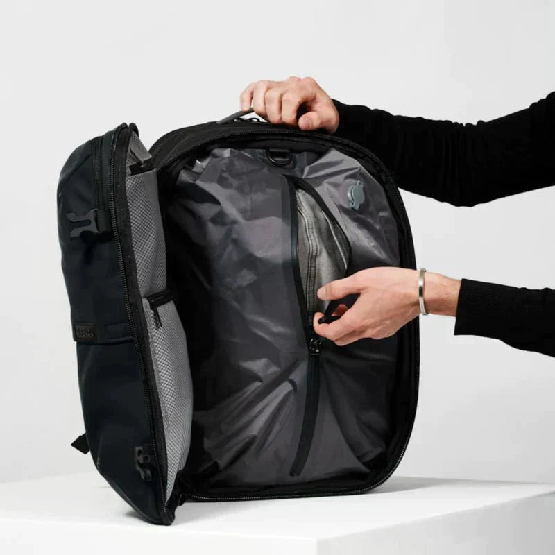 Compression Backpack with Vacuum Function